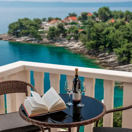 Luxury Brac Belle Vue With Heated Pool Vila *