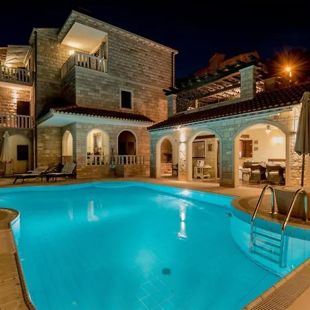 Villa Luxury Brac Belle Vue With Heated Pool Selca (Brac)
