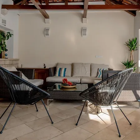 Villa Luxury Brac Belle Vue With Heated Pool Selca (Brac)